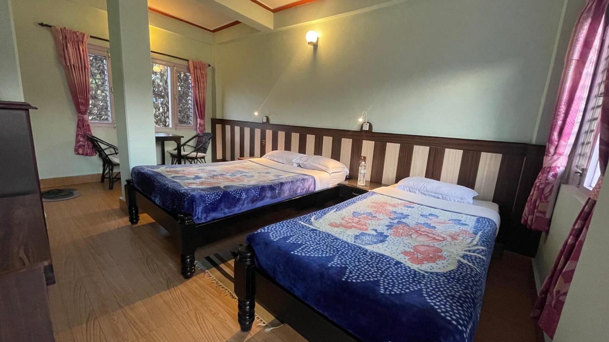 Nanohana Lodge Pokhara Zewnętrze zdjęcie